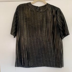 Cropped shiny t shirt